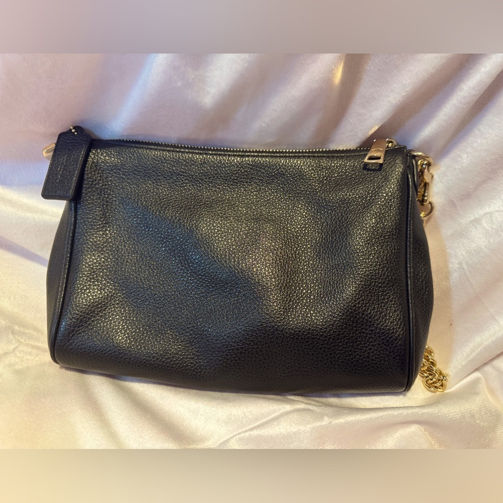 Coach Chain 2 Way Bag- wristlet and shoulder bag - Picture 2 of 10